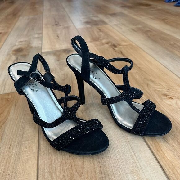 EUC Madeline Stuart 4" Black Strappy Beaded/Gem Heel-Sandal Size 7M - Picture 2 of 16